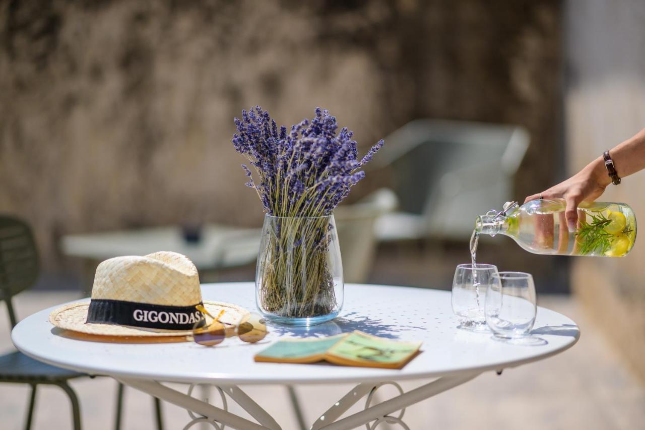 Villa Sainte Anne Gigondas Extérieur photo